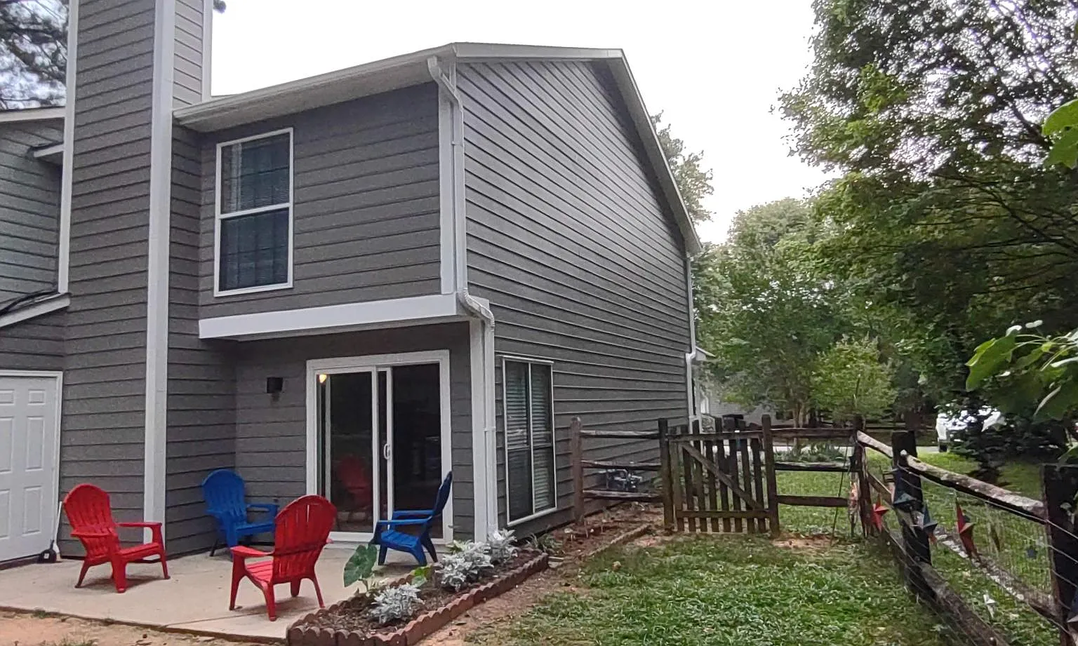 2 bed, 2.5 bath, 1460 sqft, $2,100 — Photo 3