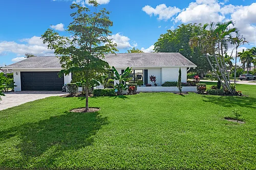 27 Pebble Beach Blvd Photo 1