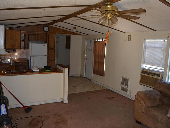 3rd image of 1540 Eagles Nest Ln