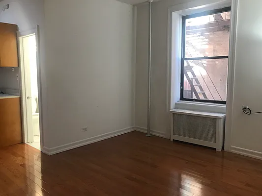 Rented by Compass | media 4