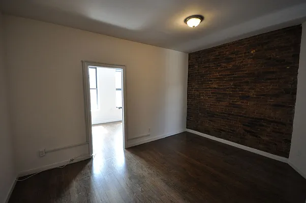 Rented by REAL New York | media 28