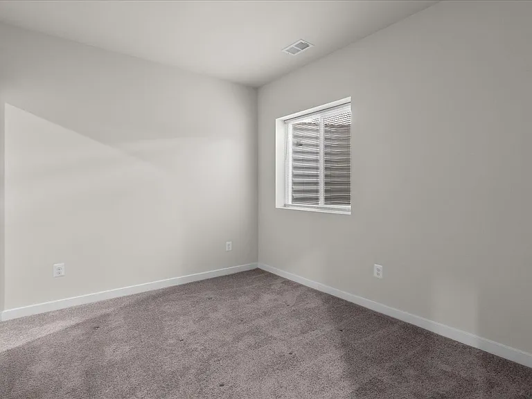 128 Thornton Way — Photo 25