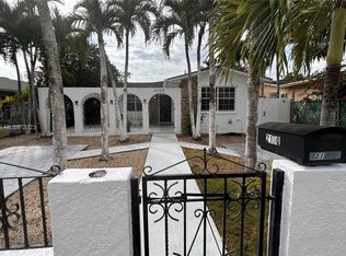 2160 SW 25th St, Miami, FL 33133