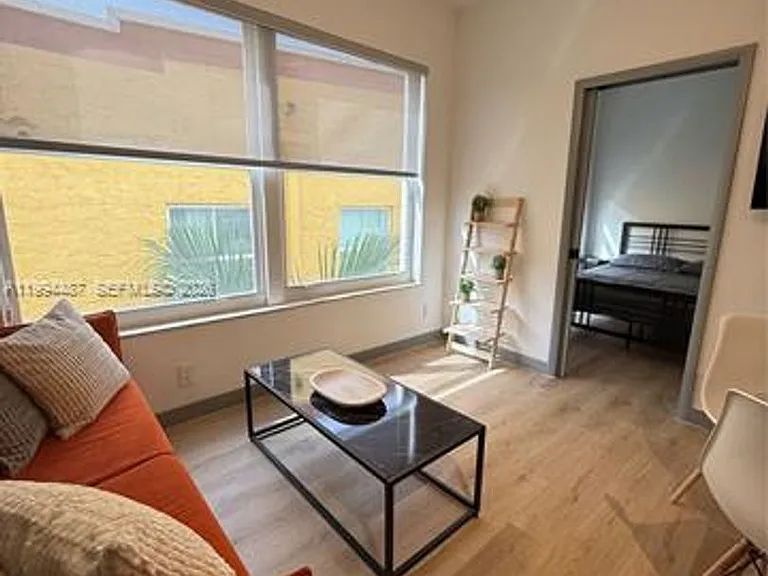 1320 Drexel Ave #CU-302 — Photo 4