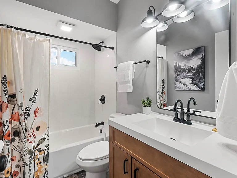 2340 Dove Dr — Photo 17