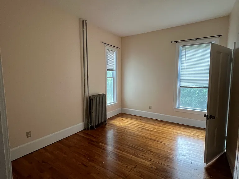 43 Chandler Ave #1 — Photo 10