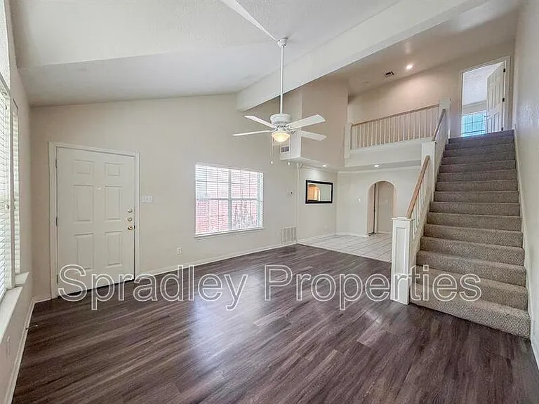 2024 S 55th St — Photo 3