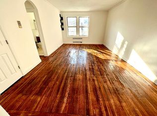 88-23 179th St #2F, Jamaica, NY 11432