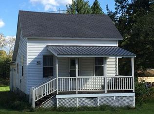 226 4th St, Mattoon, WI 54450