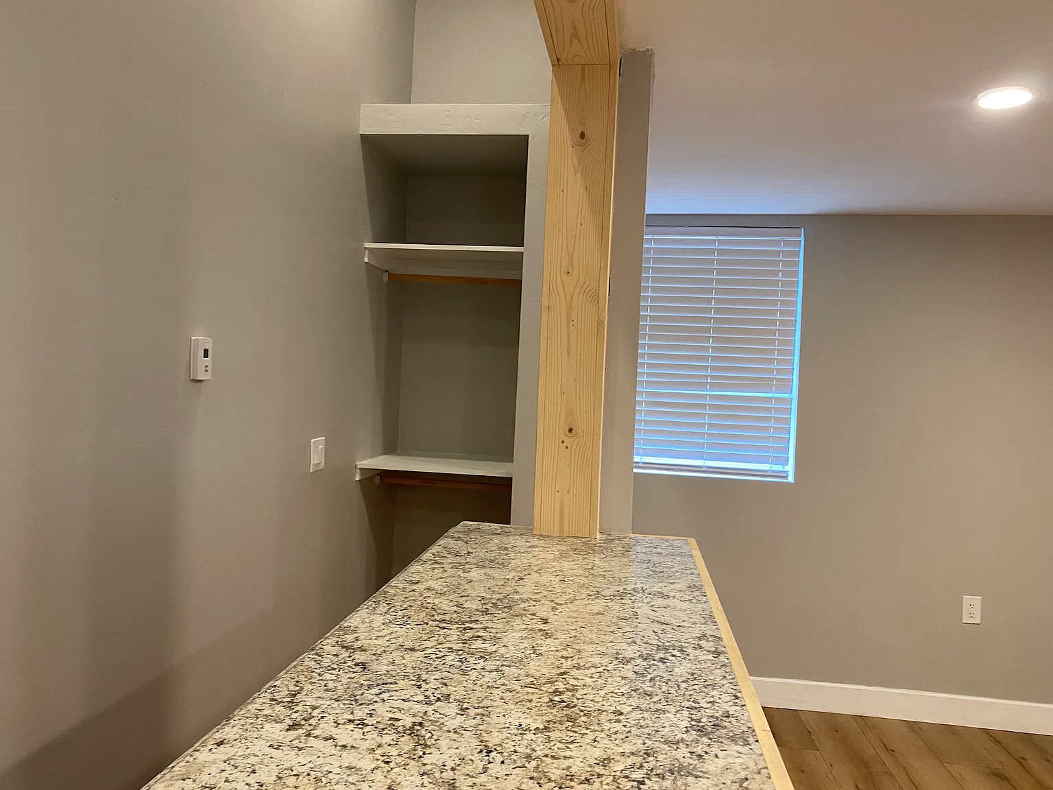 Studio, 400 sqft, $2,100 — Photo 3