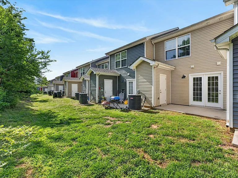645 Stowe Ct #C — Photo 39