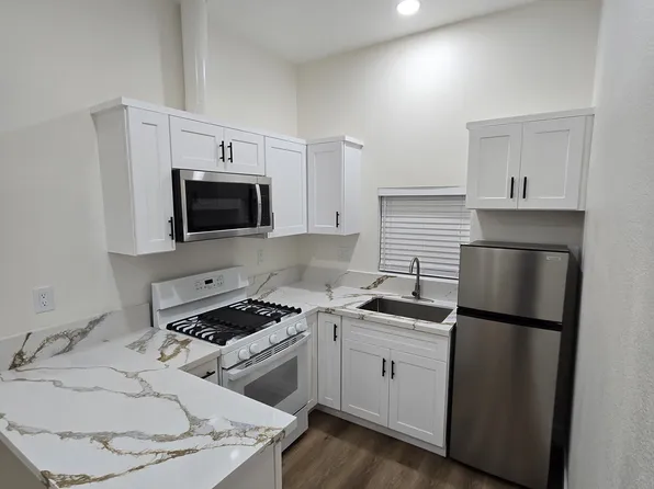 (undisclosed Address), Lancaster, CA 93536