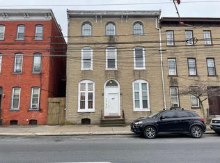 438 E King St APT 5, Lancaster, PA 17602