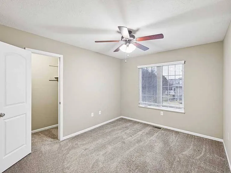 Stone Ridge Estates Apartments & Duplexes — Photo 183