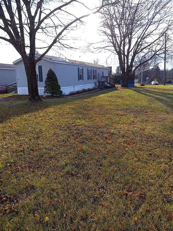 1090 Aspen St, Laurys Station, PA 18059 Zillow