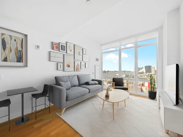 605 West 42nd Street image 1 of 25