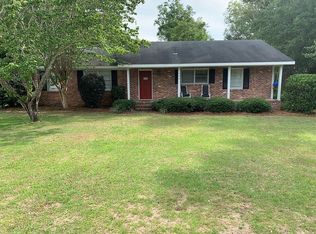 546 Richard St, Swainsboro, GA 30401