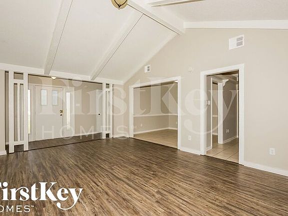 3rd image of 6609 Chesapeake Dr