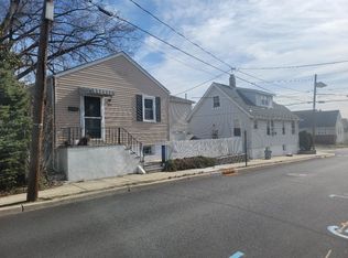 500 9th St, Carlstadt, NJ 07072