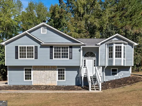 3438 Huntington Ct, Douglasville, GA 30134