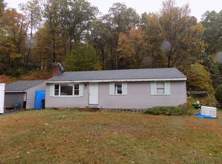 100 Vineyard Rd, Burlington, CT 06013