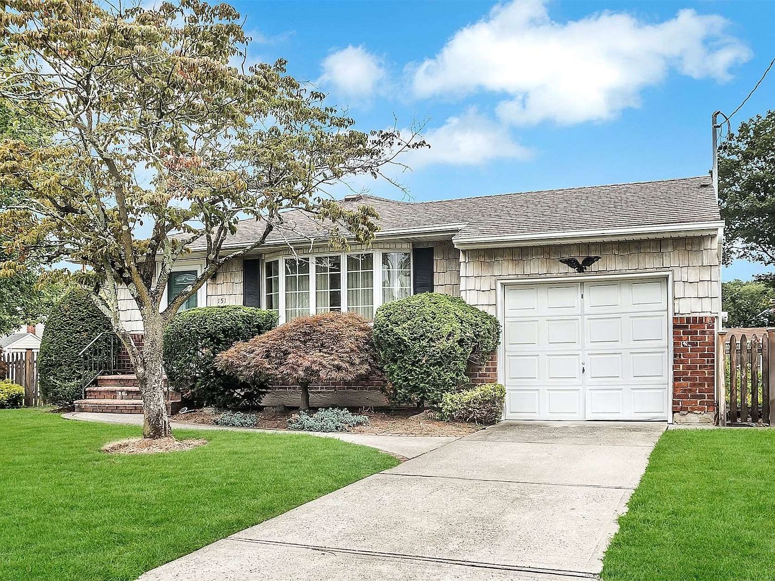 151 N East Boulevard, Massapequa, NY 11758 Zillow