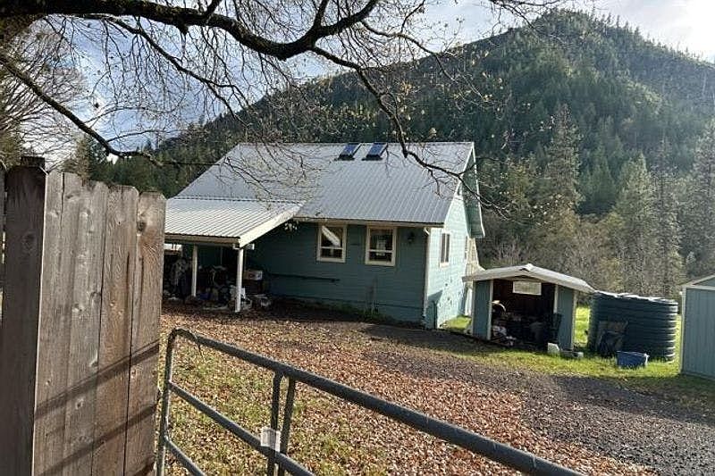 1st image of 17321 Wildwood Rd