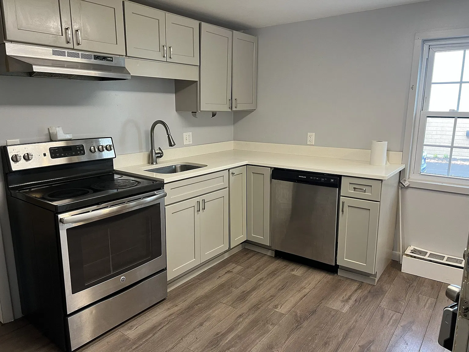 2 bdrm, 1 bath South Colonie — Photo 4