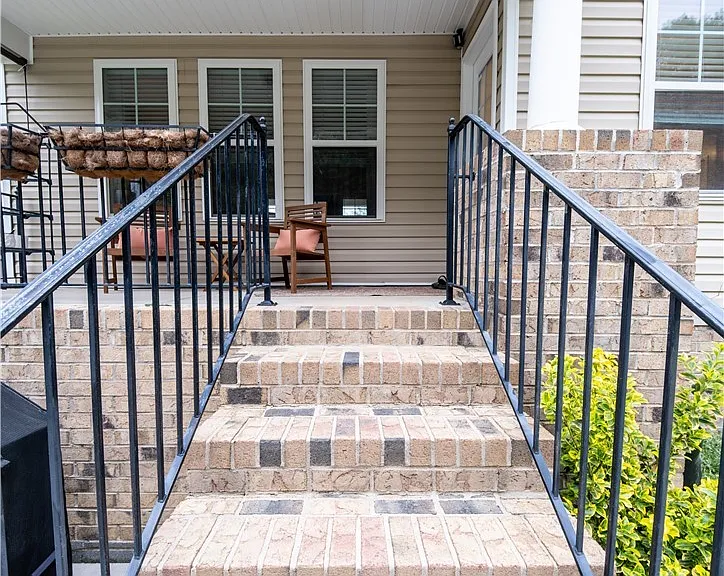 622 Omaha Dr — Photo 34