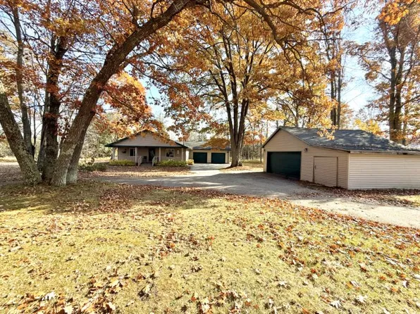 4795 Birch Acres Rd, Oscoda, MI 48750