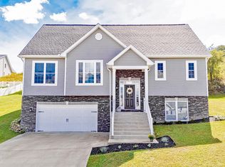 611 Hayfield St, Morgantown, WV