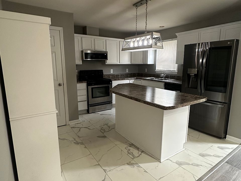1st image of 1220 Superior Pointe Pl