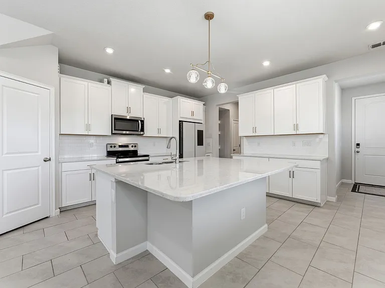 2587 Everglade Way — Photo 5