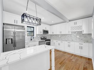 24130 Mayda Rd, Rosedale, NY 11422