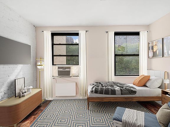 3rd image of 313 W 29th St #H1
