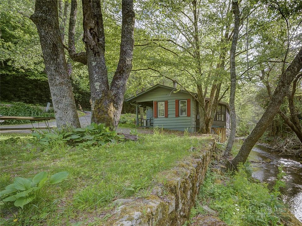 1st image of 1471 Bamboo Road