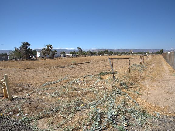 4th image of 20 Th St E #Vic
