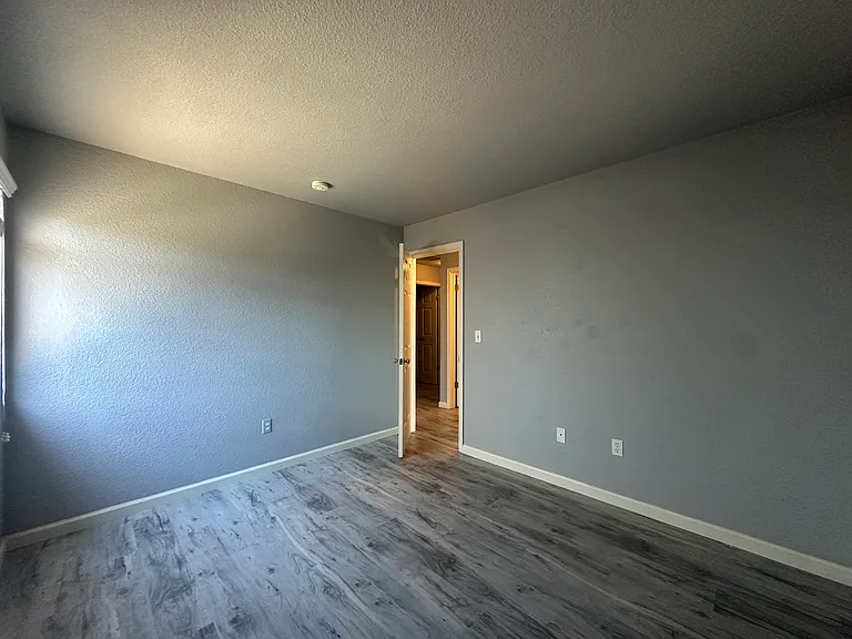 7742 McBride Way — Photo 18