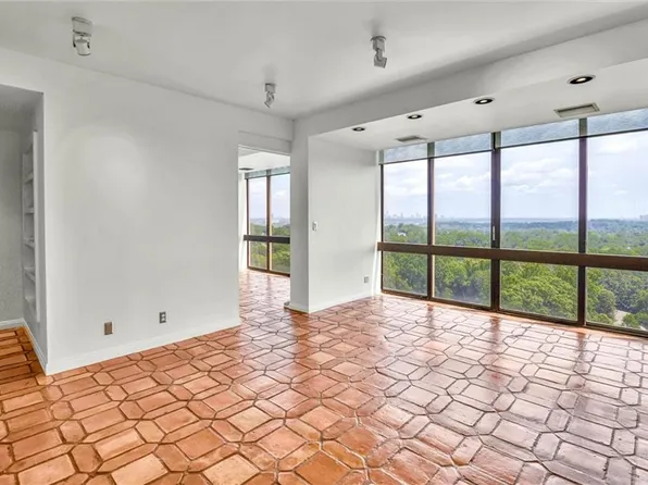 147 15th St NE Unit 15D, Atlanta, GA 30309