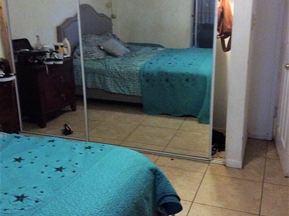 4th image of 1758 Fairdale Ave