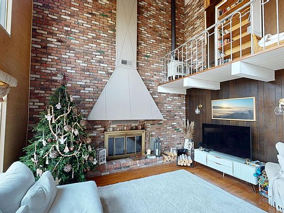 4th image of 104 Summerhill Rd