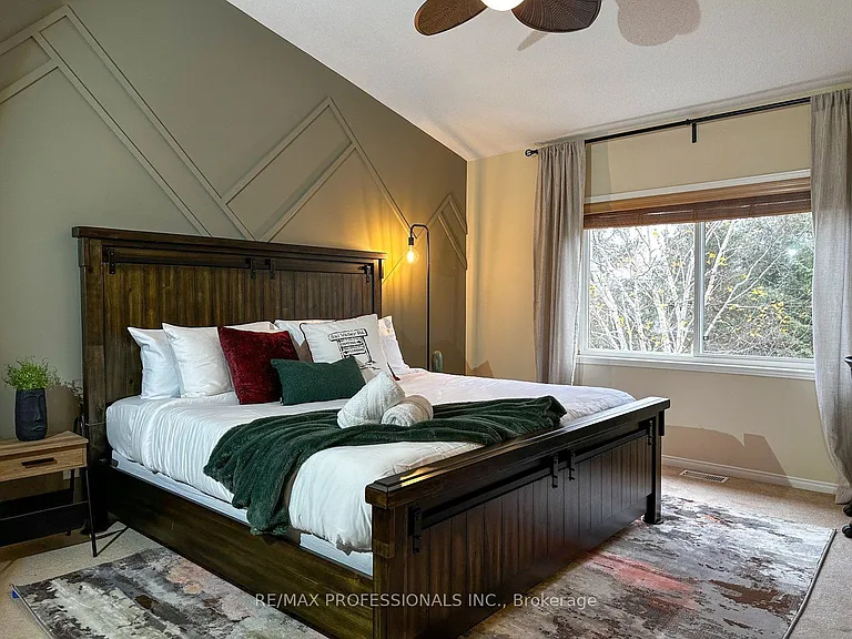 57 Green Briar Dr — Photo 14