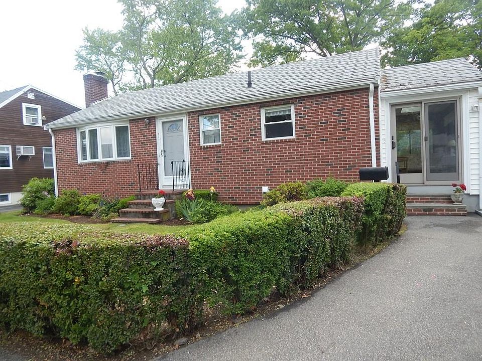 1st image of 51 Bowes Ave