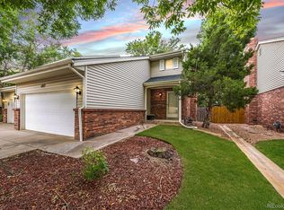 1217 S Carson Way, Aurora, CO 80012