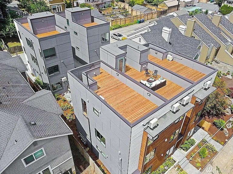 5447 Fauntleroy Way SW #A — Photo 15