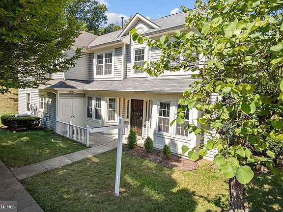 4th image of 905 Dunloring Ct