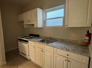 83 Auburn St #2R, Paterson, NJ 07501