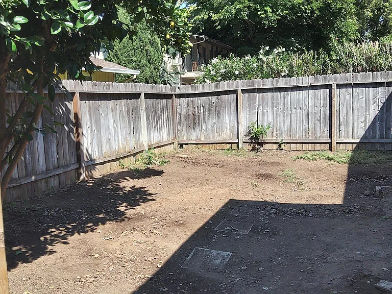 530 Cherry St — Photo 9