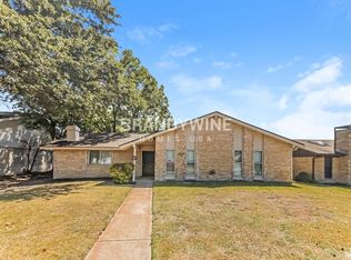5010 Collingwood Dr, Garland, TX 75043
