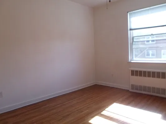 Rented by Keller Williams NYC | media 20